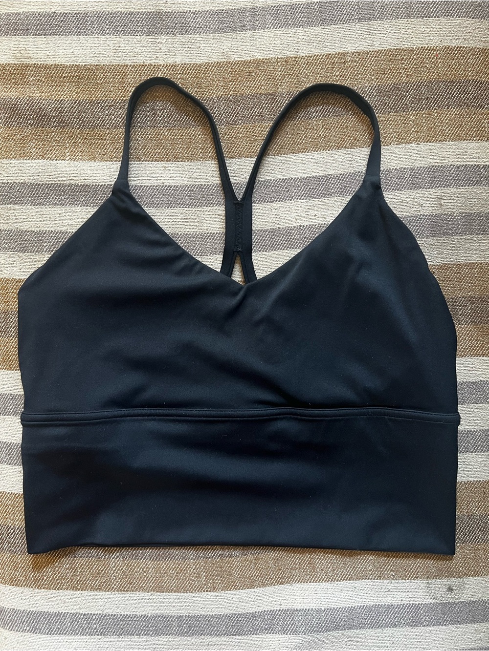 Black Longline Criss Cross Sports Bra Medium Impact | Size Medium Top Gym